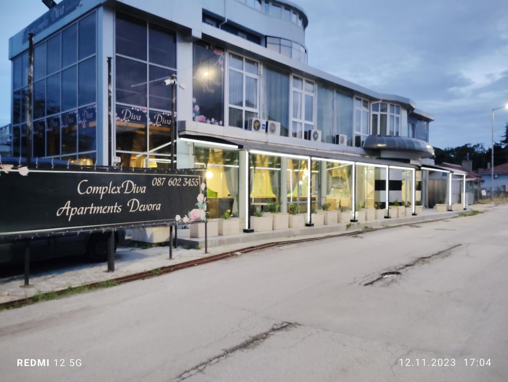 Apartments Devora 1 & Bar & Restaurant Varna Extérieur photo