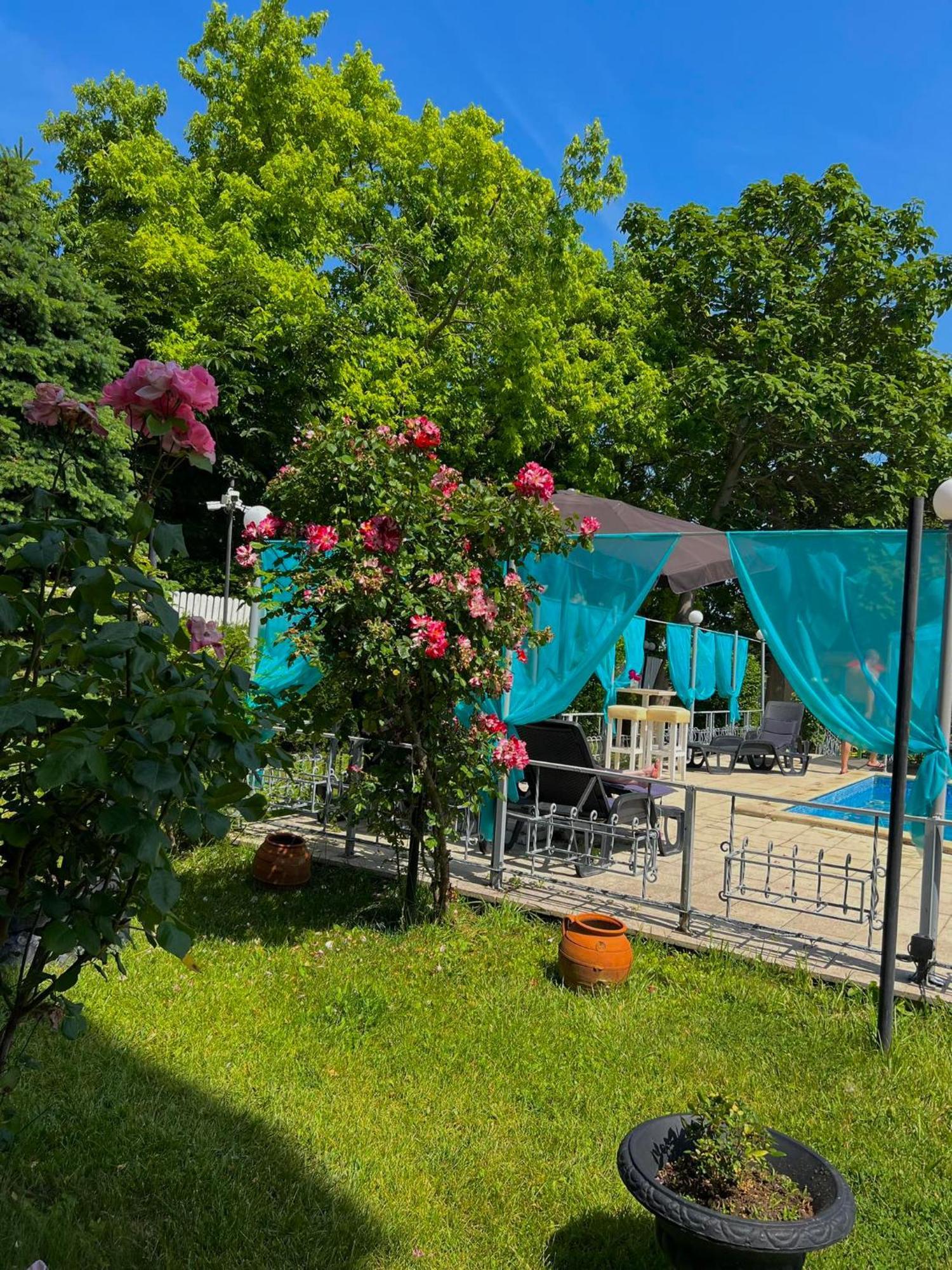 Apartments Devora 1 & Bar & Restaurant Varna Extérieur photo